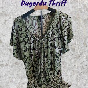 Woman's Large JKLA Flutter/Angel Sleeve Blouse Bold Print Stretch